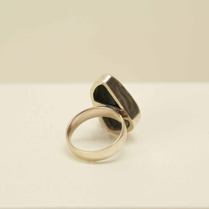 Flower (Putiputi) Pounamu 9ct Gold Ring