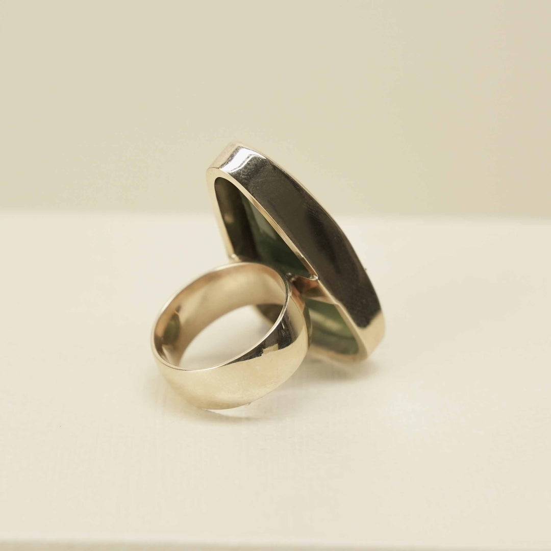 Flower (Putiputi) Pounamu 9ct Gold Ring