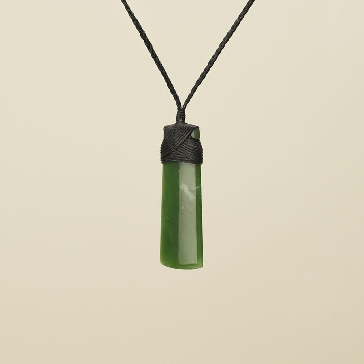 Toki Kahurangi Pounamu Medium Black Binding