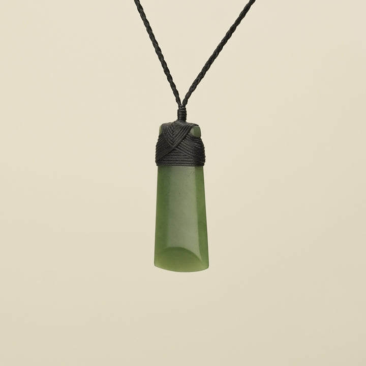 Kahurangi Toki Medium Pounamu