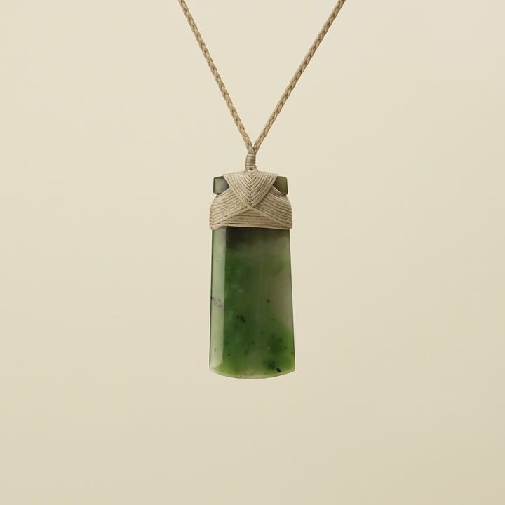 Medium Large Kahurangi Toki Pounamu Pendant Tan Binding