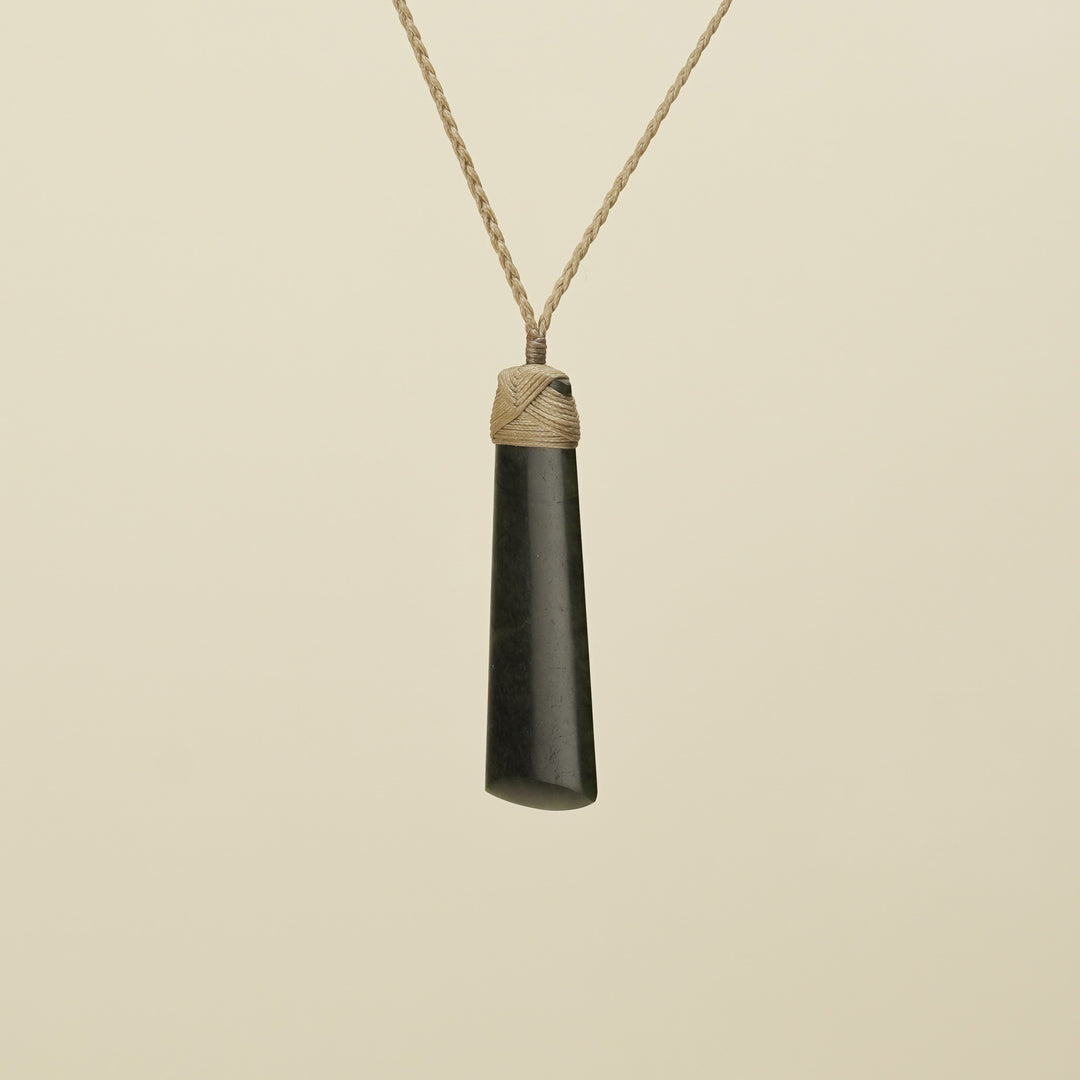 Matte Kawakawa Toki Pounamu Pendant Tan Binding