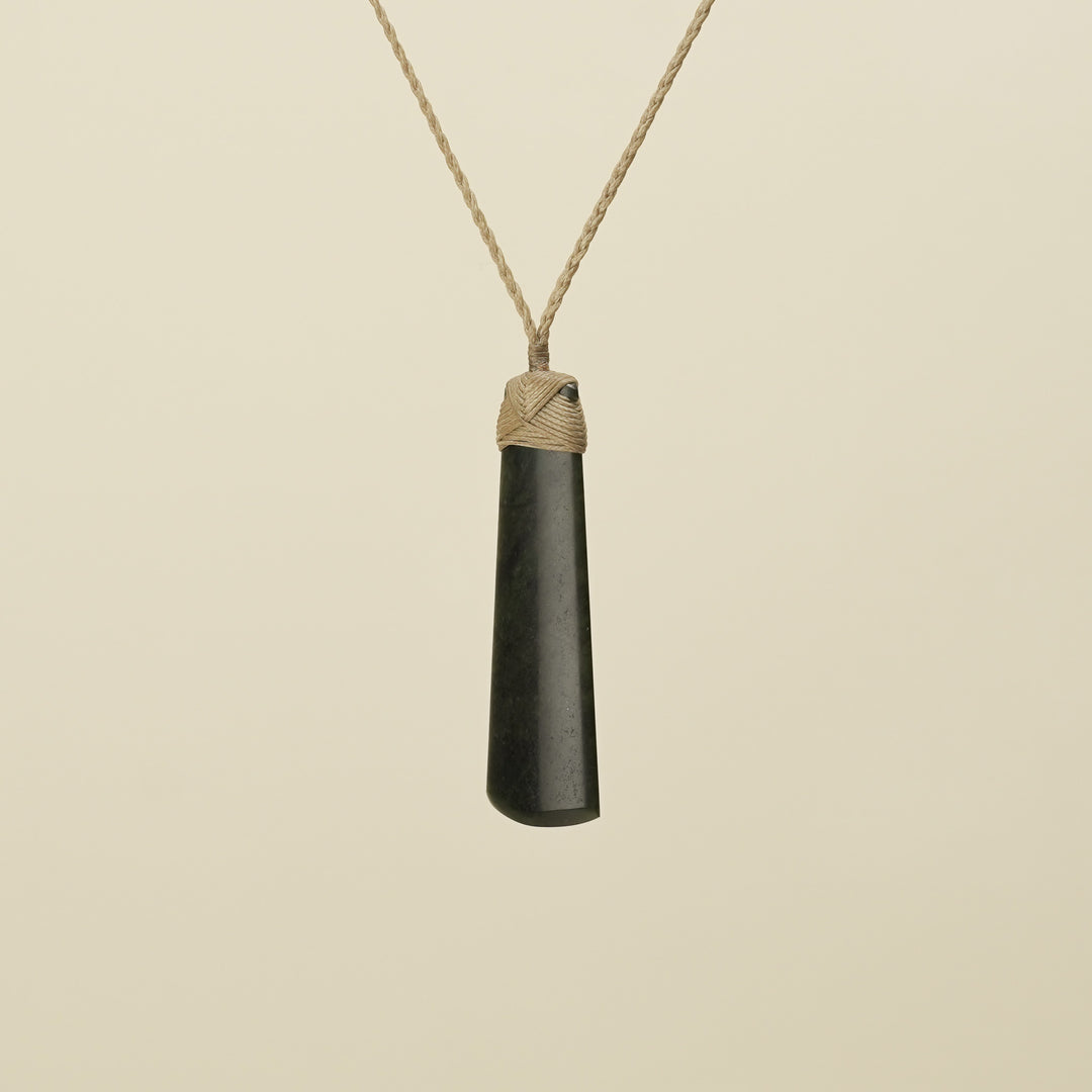 Matte Kawakawa Toki Pounamu Pendant Tan Binding
