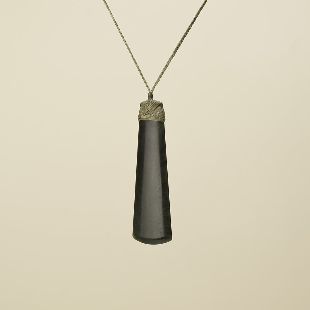 Toki Kawakawa Polished Pounamu XXL Khaki Binding