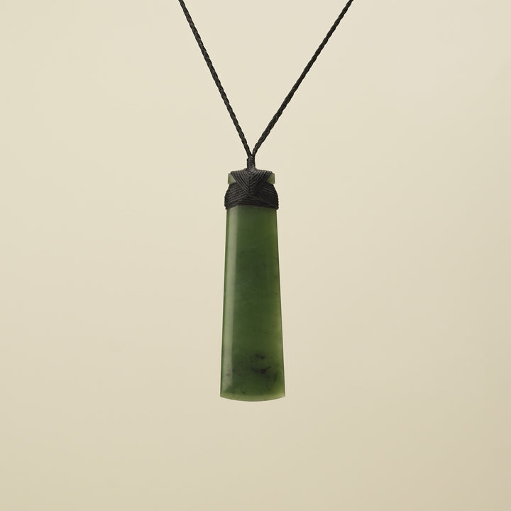 Extra Large Kahurangi Pounamu Toki Black Binding