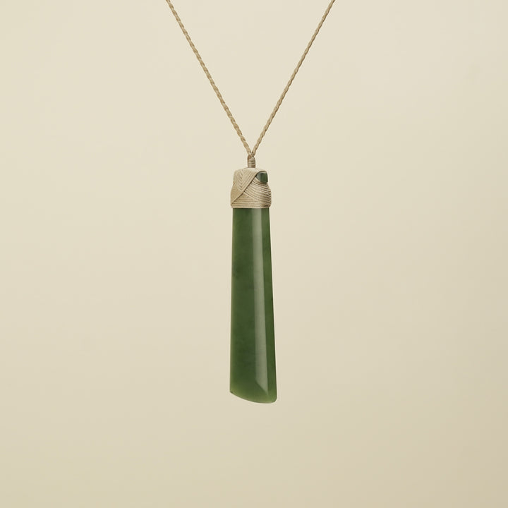 XXL Kahurangi Pounamu Toki Tan Binding