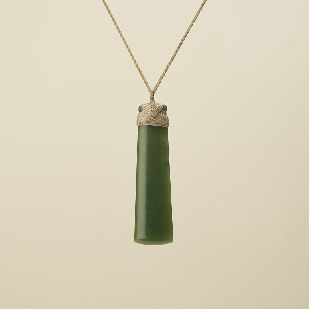 XXL Kahurangi Pounamu Toki Tan Binding