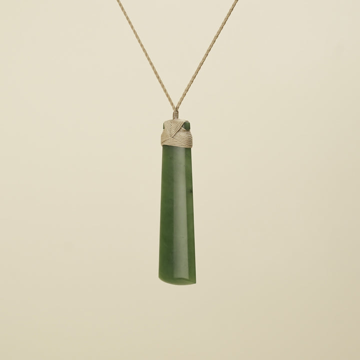 XXL Kahurangi Pounamu Toki Tan Binding