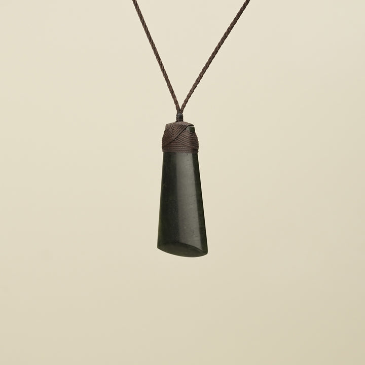 Toki Kawakawa Polished Pounamu Large Brown Binding