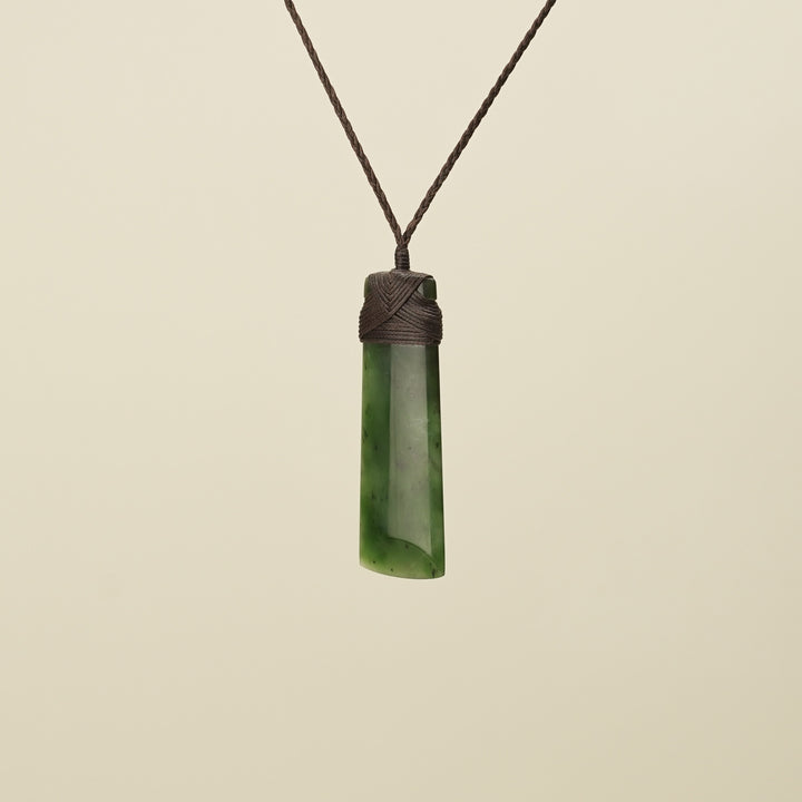Toki Kahurangi Polished Pounamu Large Brown Binding