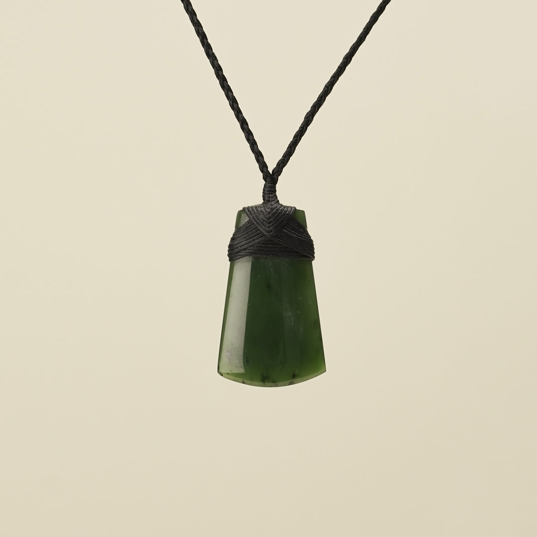Kawakawa Toki Small Pounamu Pendant Black Binding