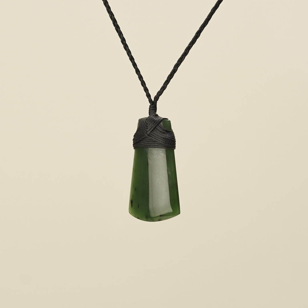 Kawakawa Toki Small Pounamu Pendant Black Binding