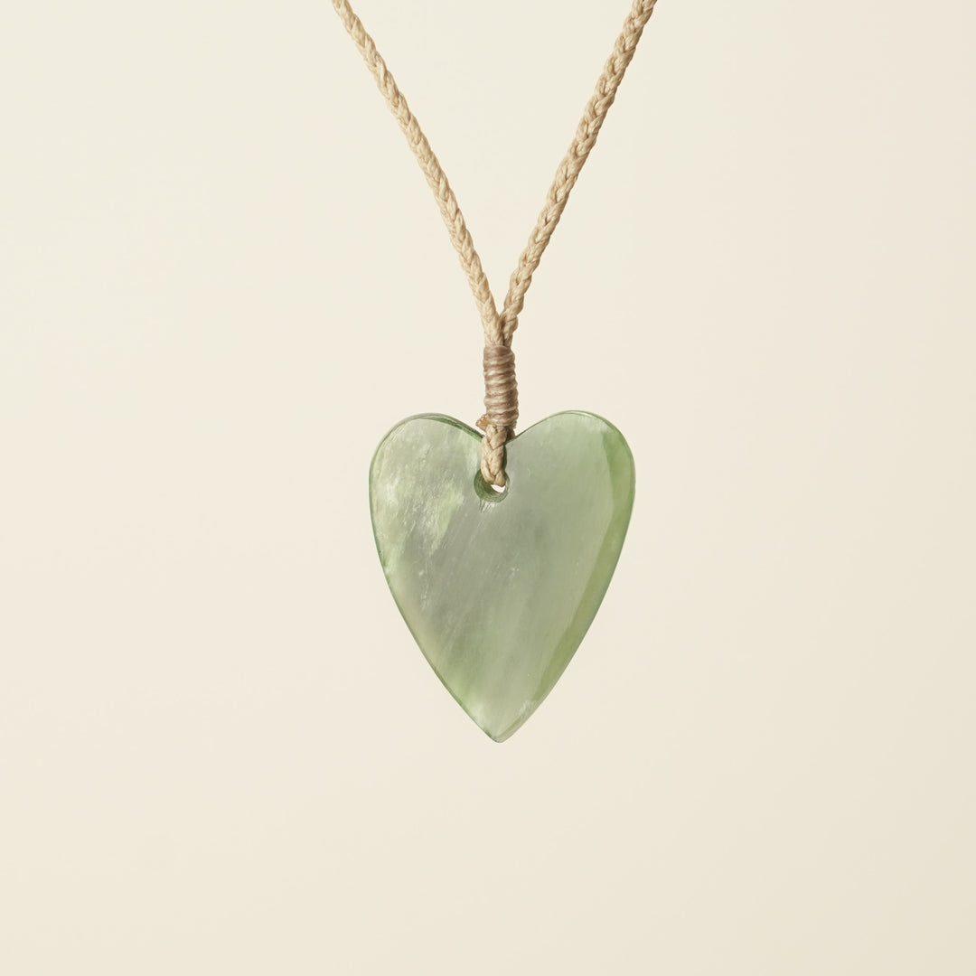 Manawa Heart Kahurangi Pounamu – Small Medium Pendant