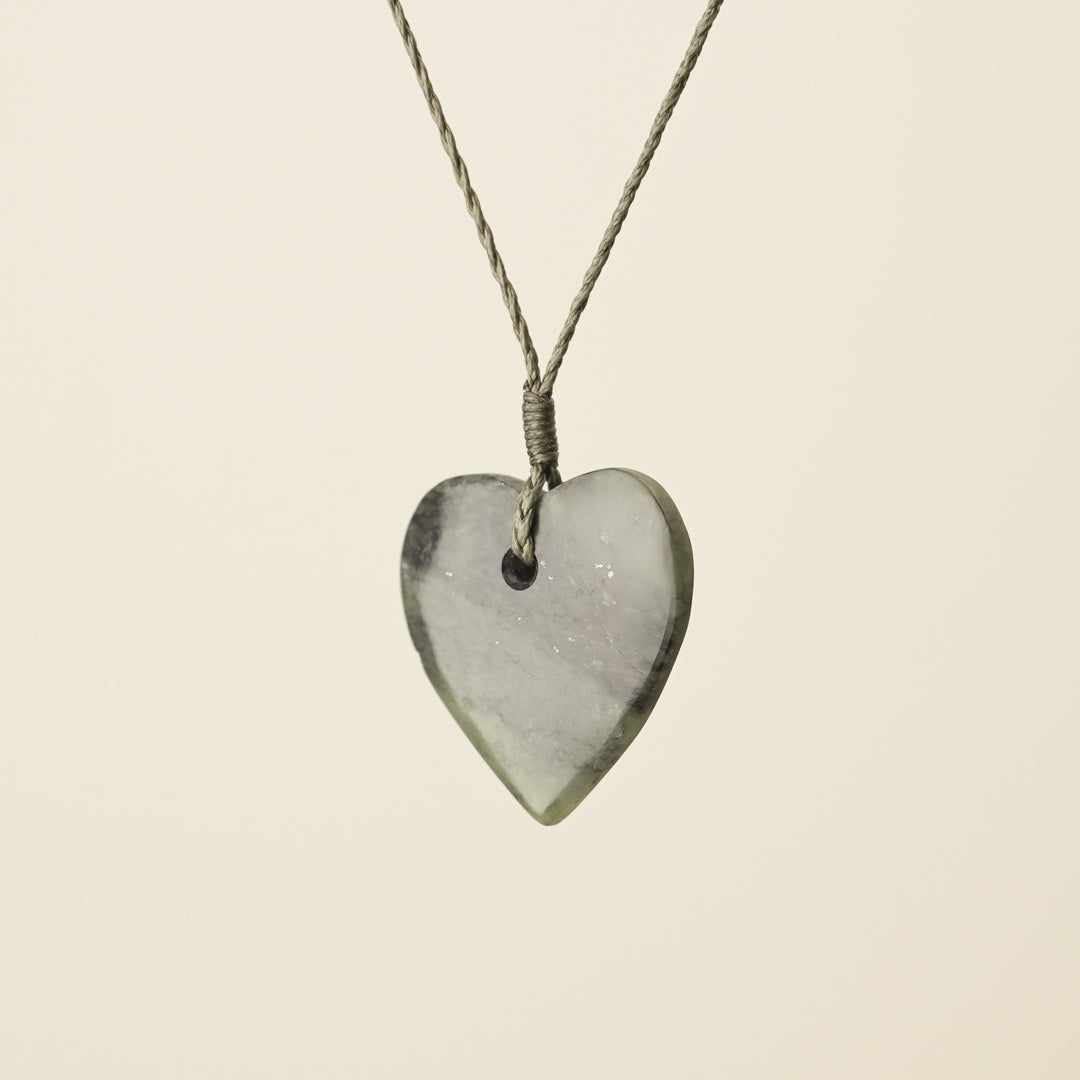 Manawa Heart Hapopo – Pounamu Small Medium Pendant
