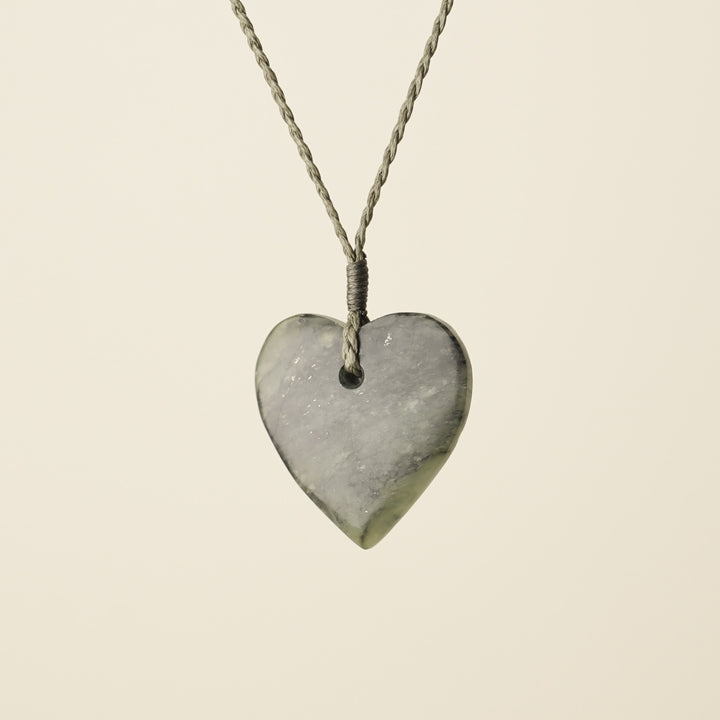 Manawa Heart Hapopo – Pounamu Small Medium Pendant