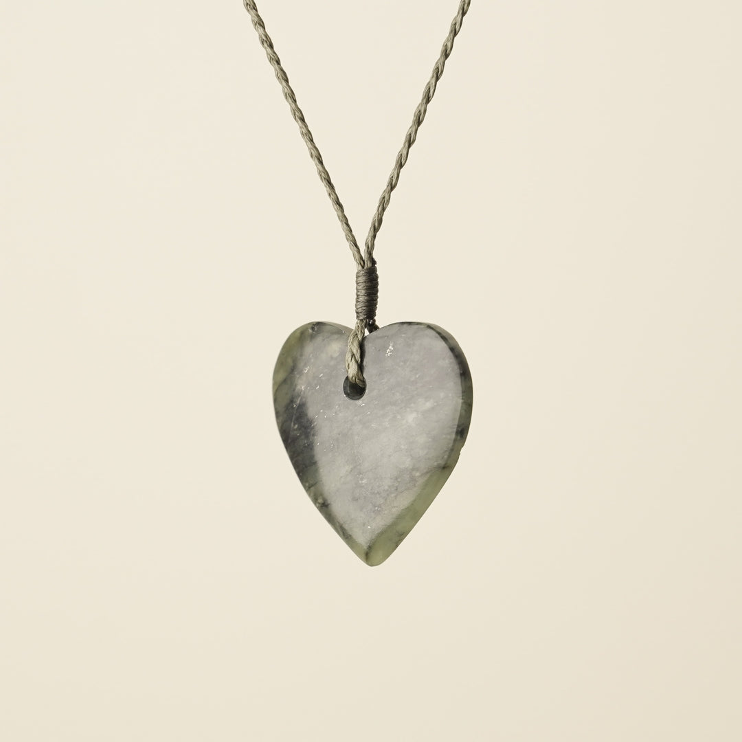 Manawa Heart Hapopo – Pounamu Small Medium Pendant