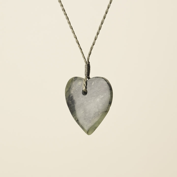 Manawa Heart Hapopo – Pounamu Small Medium Pendant