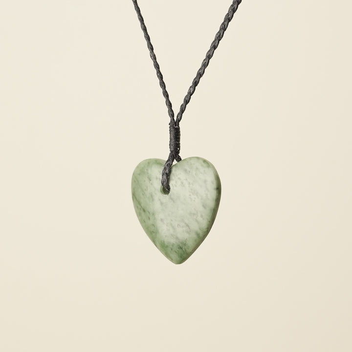 Manawa Heart Inanga Pounamu Small Medium – Pendant