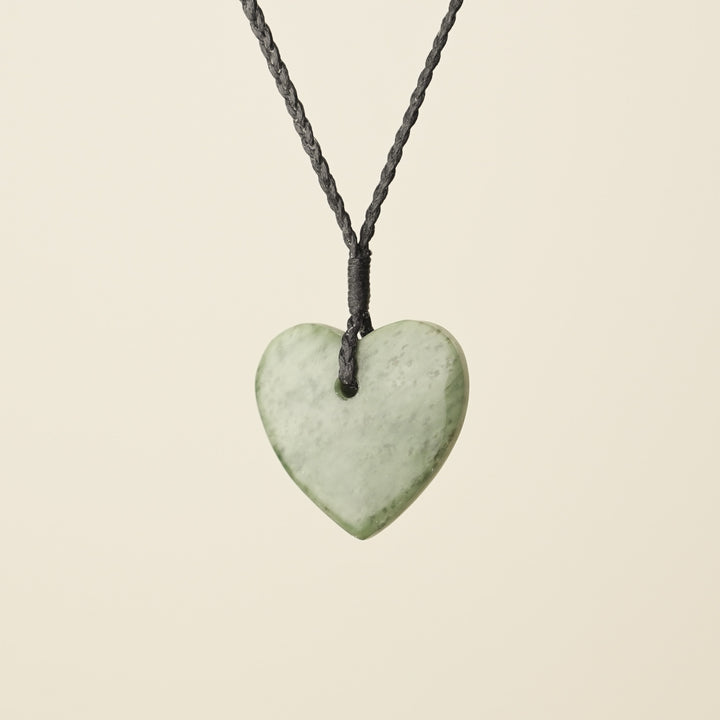 Manawa Heart Inanga Pounamu Small Medium – Pendant