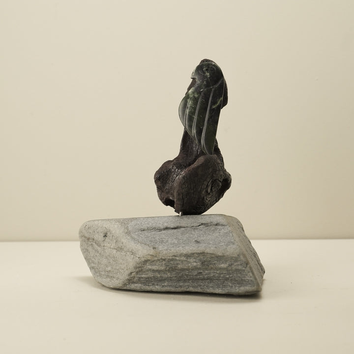 Mōhua (Bird) Pounamu Sculpture – Voice of Knowledge