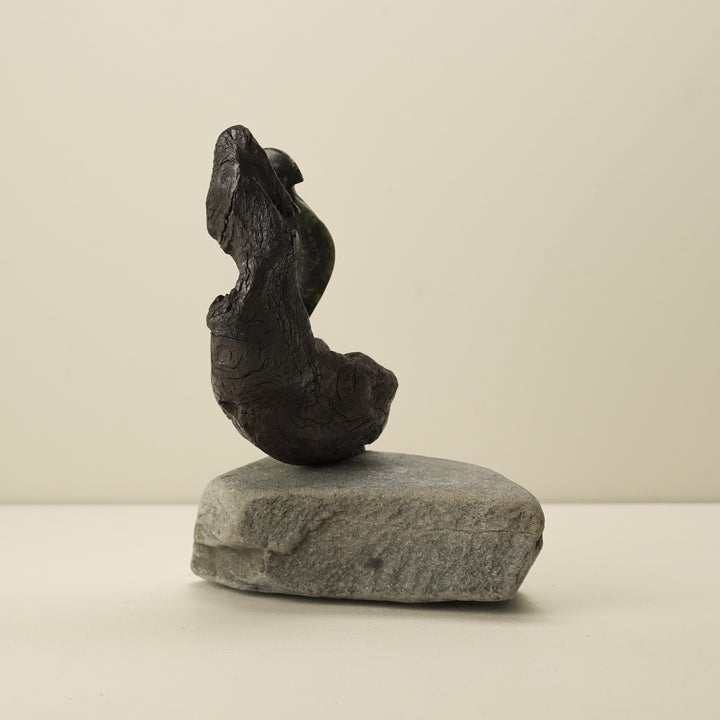 Mōhua (Bird) Pounamu Sculpture – Voice of Knowledge