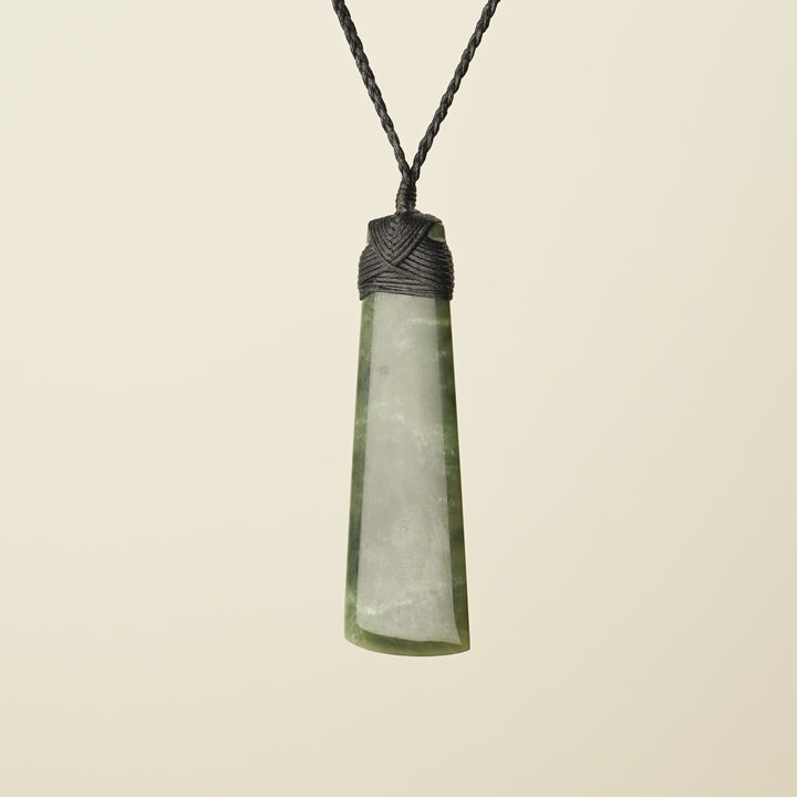 Toki Kawakawa Polished – Pounamu Large Pendant