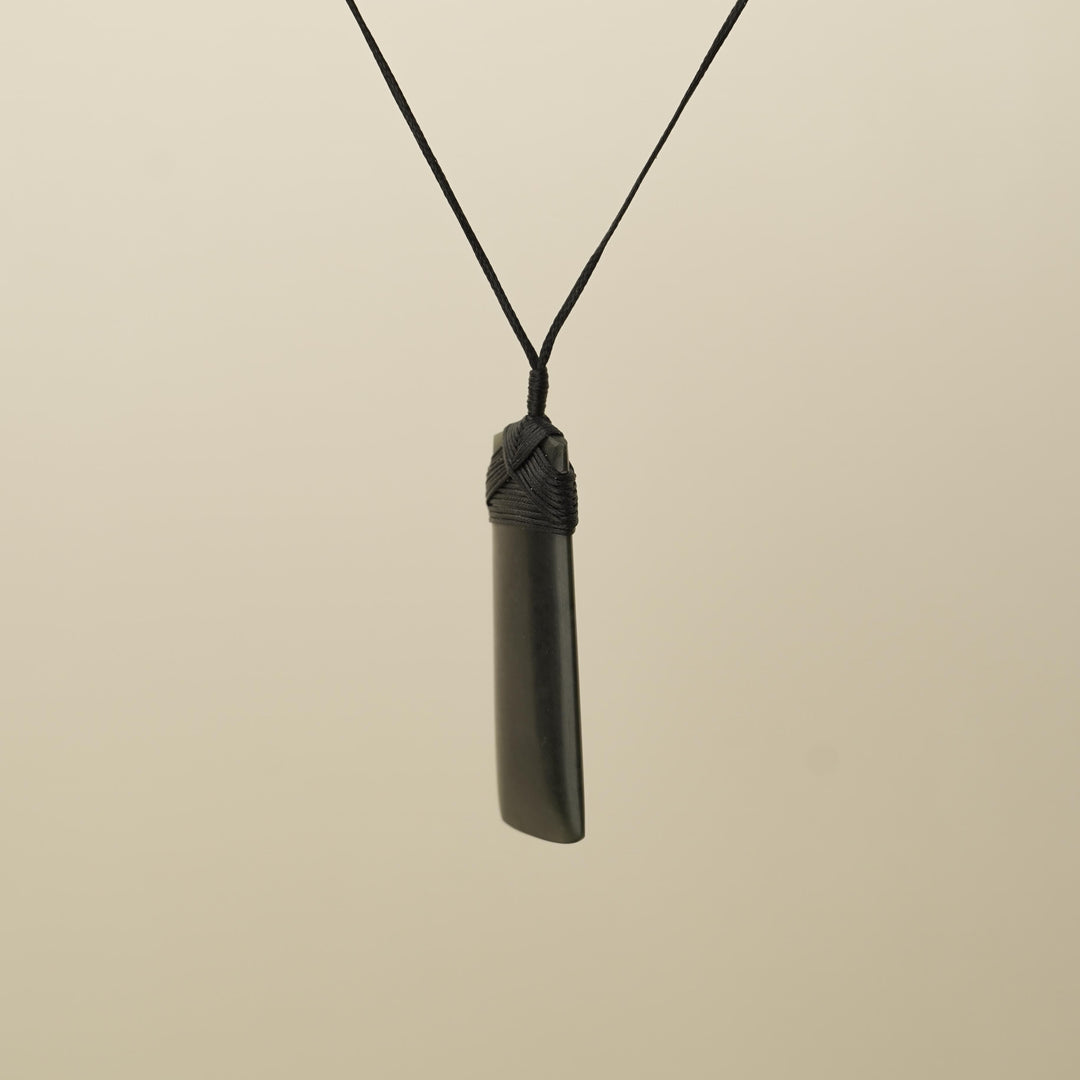 Dark Kawakawa Pounamu Toki Large