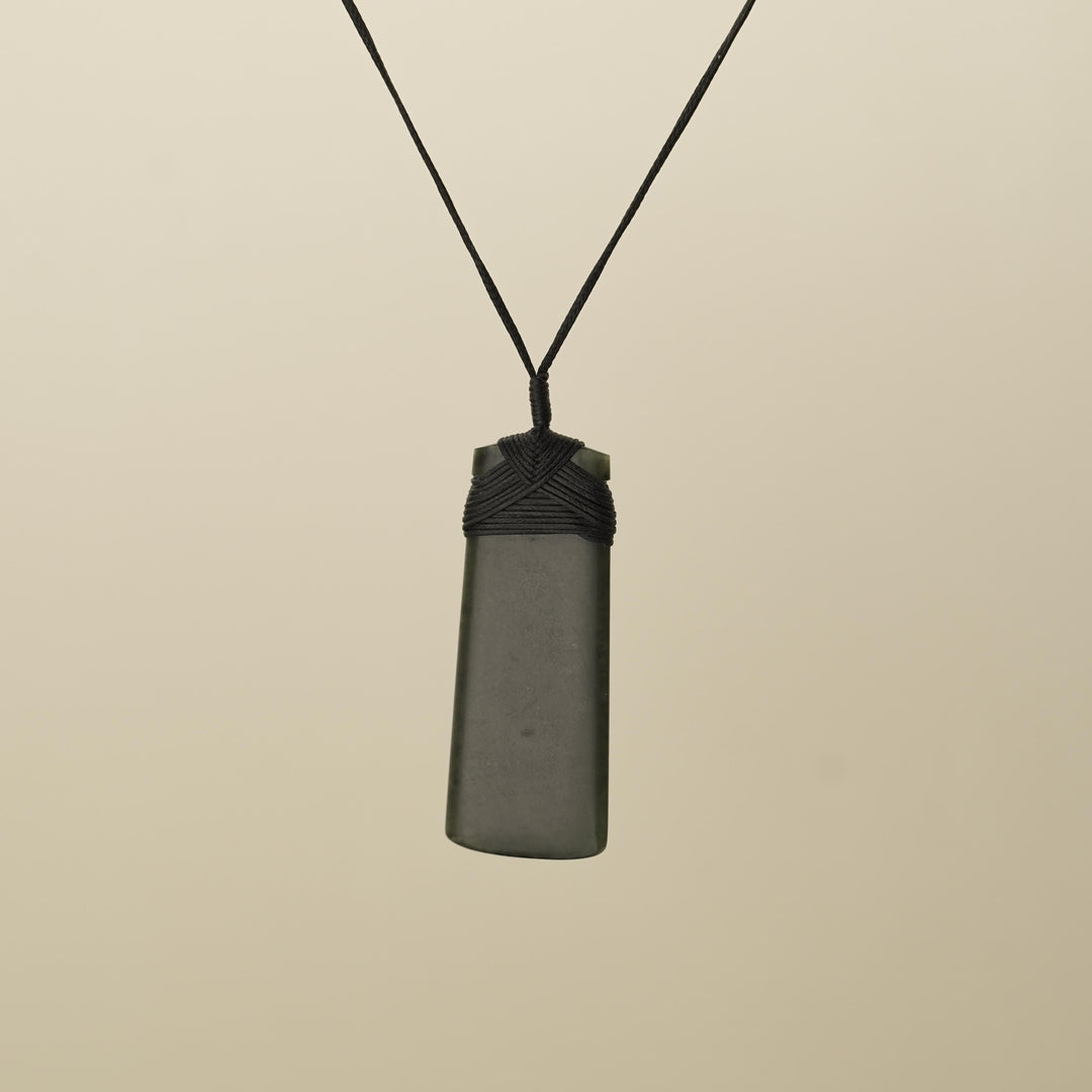 Dark Kawakawa Pounamu Toki Large