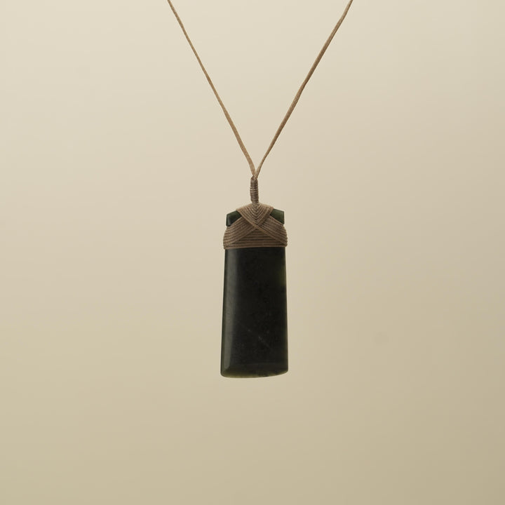 Dark Kawakawa Pounamu Toki Large