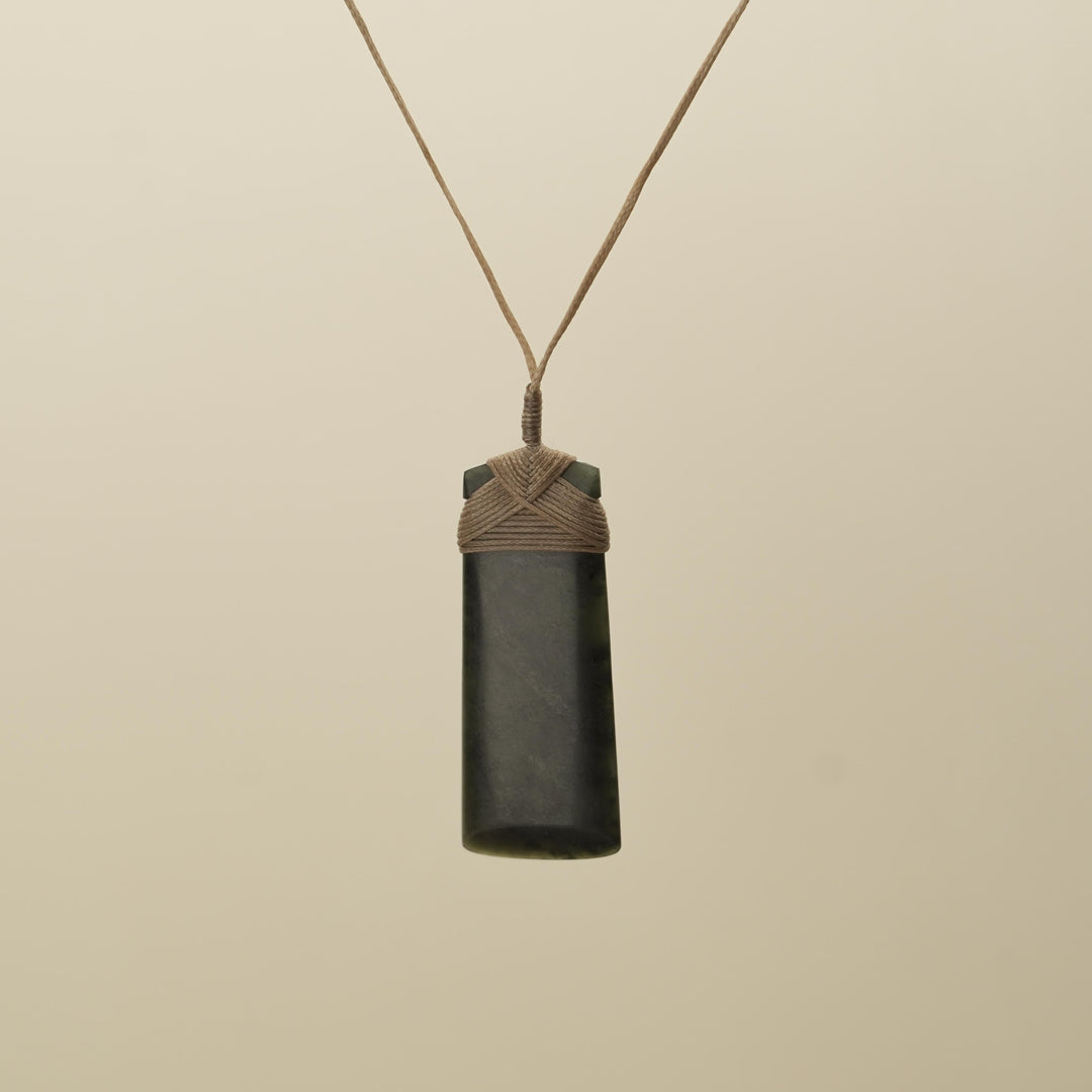 Dark Kawakawa Pounamu Toki Large