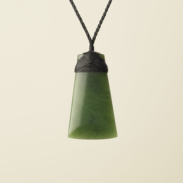 Toki Kahurangi Polished – Pounamu Large Pendant