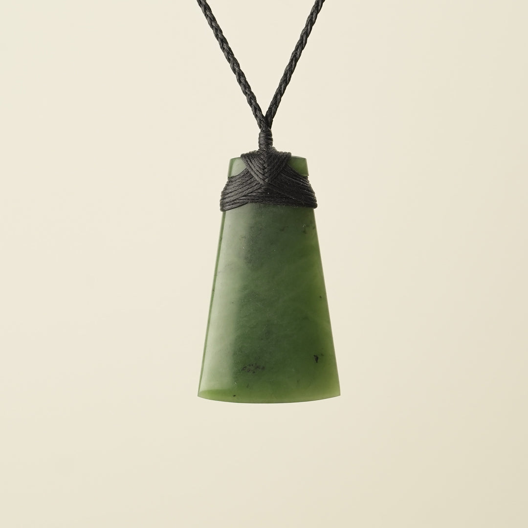 Toki Kahurangi Polished – Pounamu Large Pendant