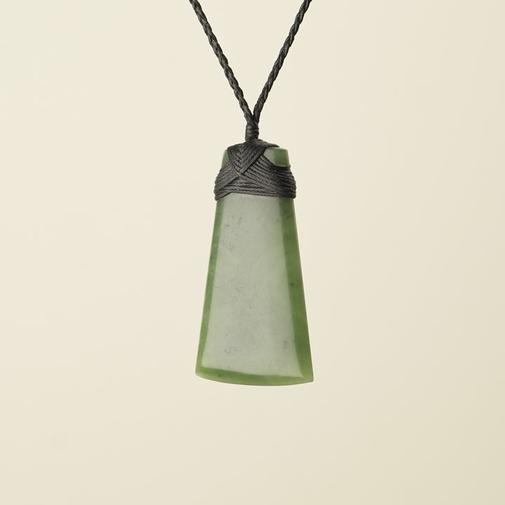 Toki Kahurangi Polished – Pounamu Large Pendant