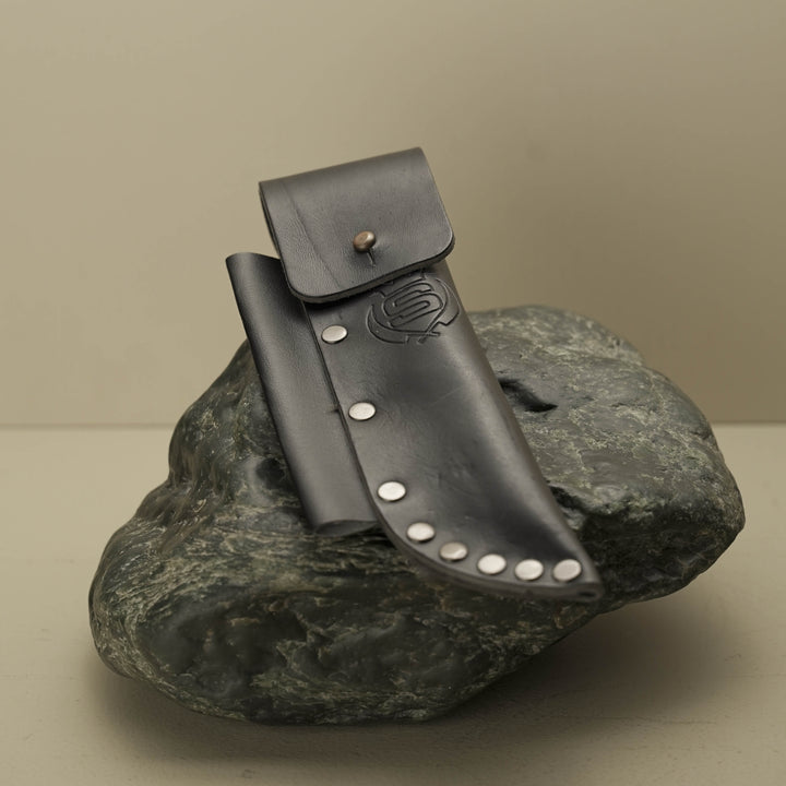 Greenstone Hunting Knife: Svord Damascus Blade