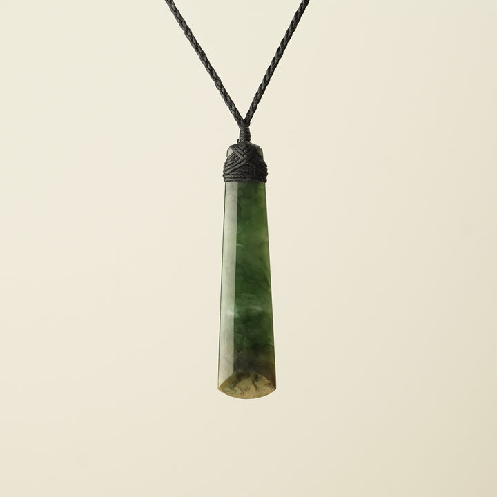 Toki – Flower Pounamu Medium Pendant