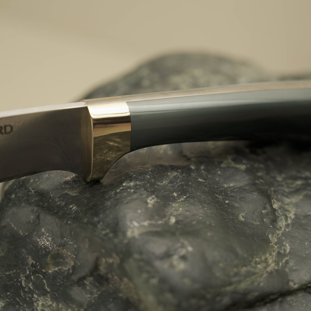 Greenstone Hunting Knife: Svord Damascus Blade