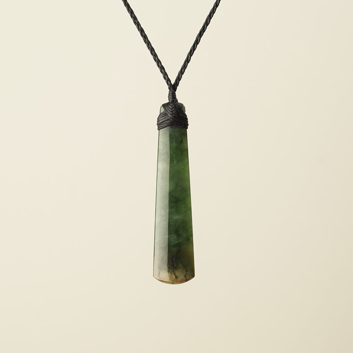 Toki – Flower Pounamu Medium Pendant