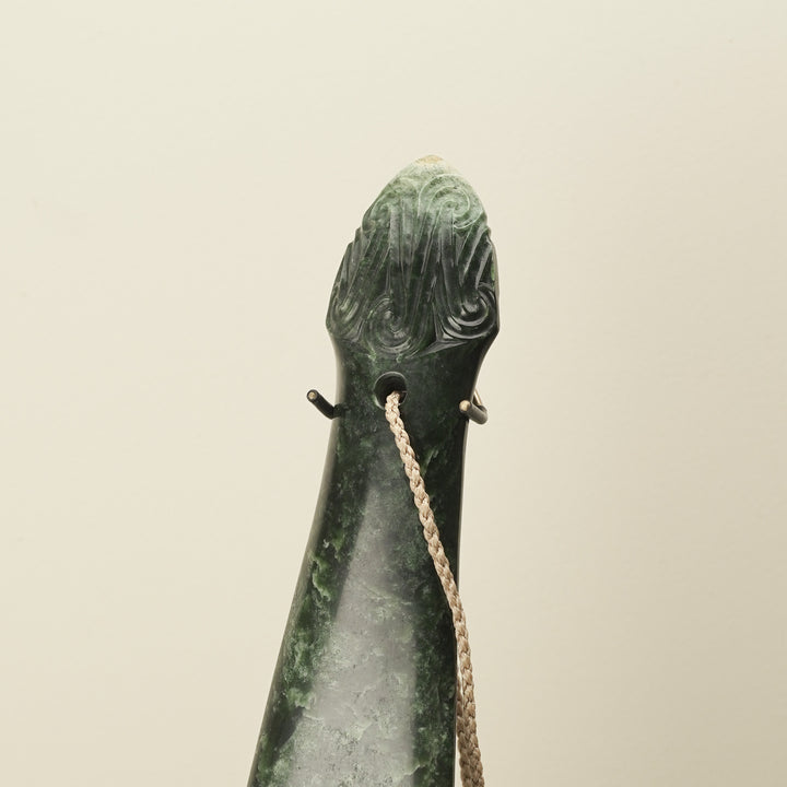 Mere Pounamu Sculpture Kawakawa & Kauri Base
