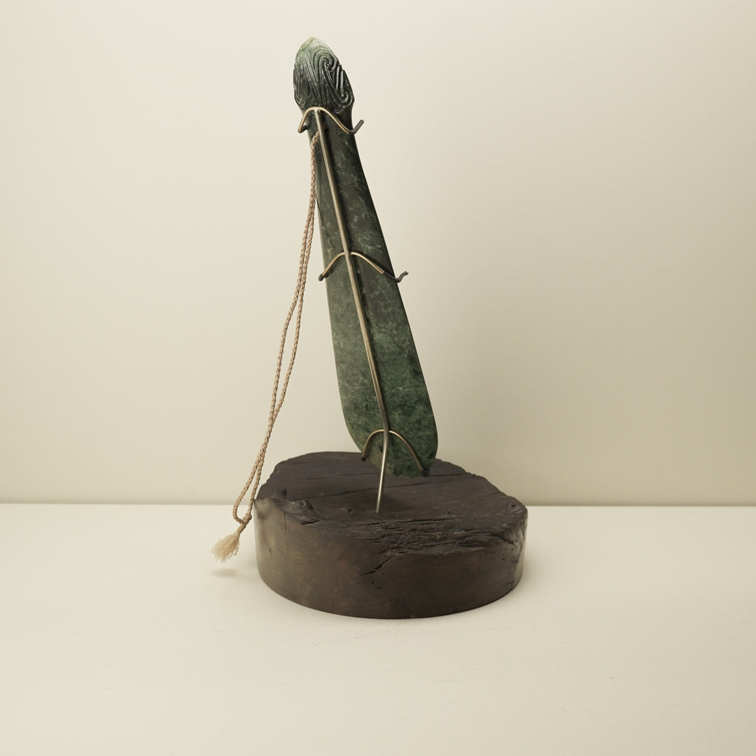 Mere Pounamu Sculpture Kawakawa & Kauri Base