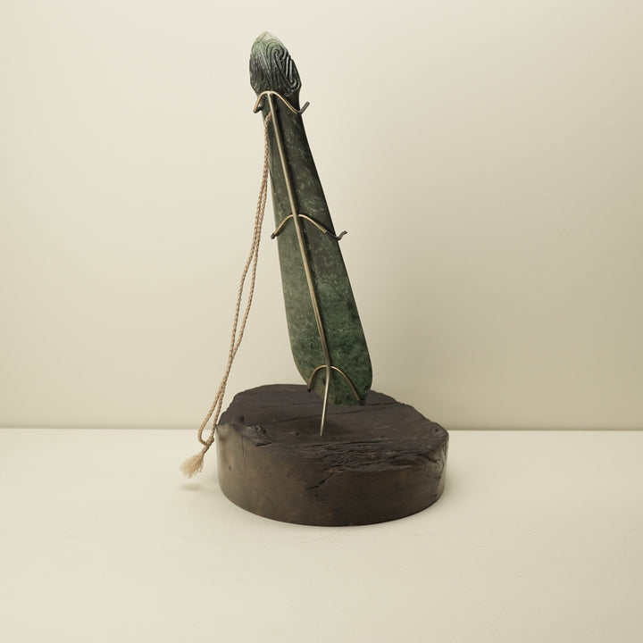 Mere Pounamu Sculpture Kawakawa & Kauri Base