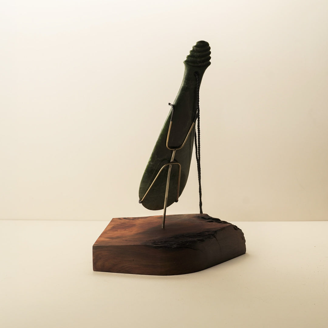 Pounamu Raukaraka Mere Sculpture 25cm