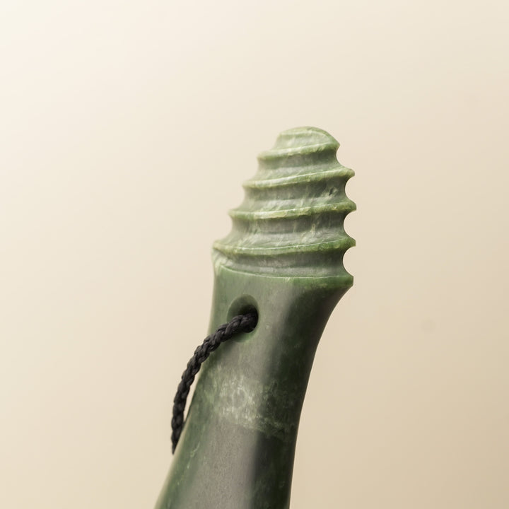 Pounamu Raukaraka Mere Sculpture 25cm
