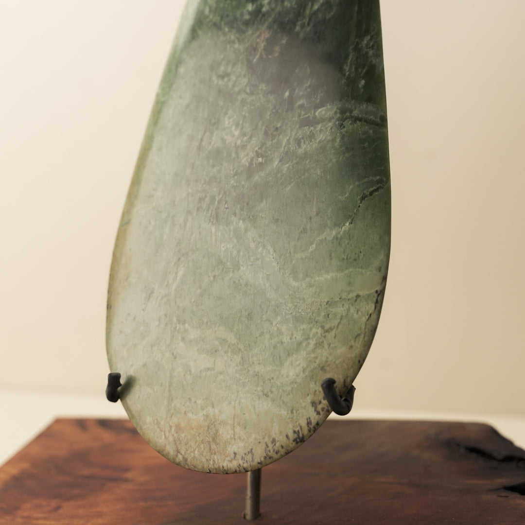 Pounamu Raukaraka Mere Sculpture 25cm