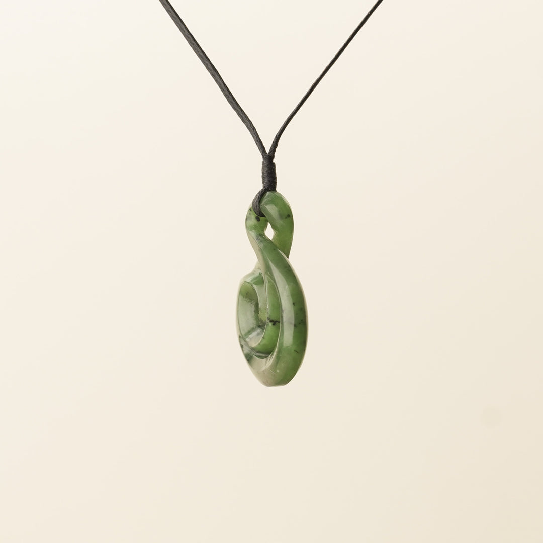 Pikorua Koru Pounamu Medium Pendant