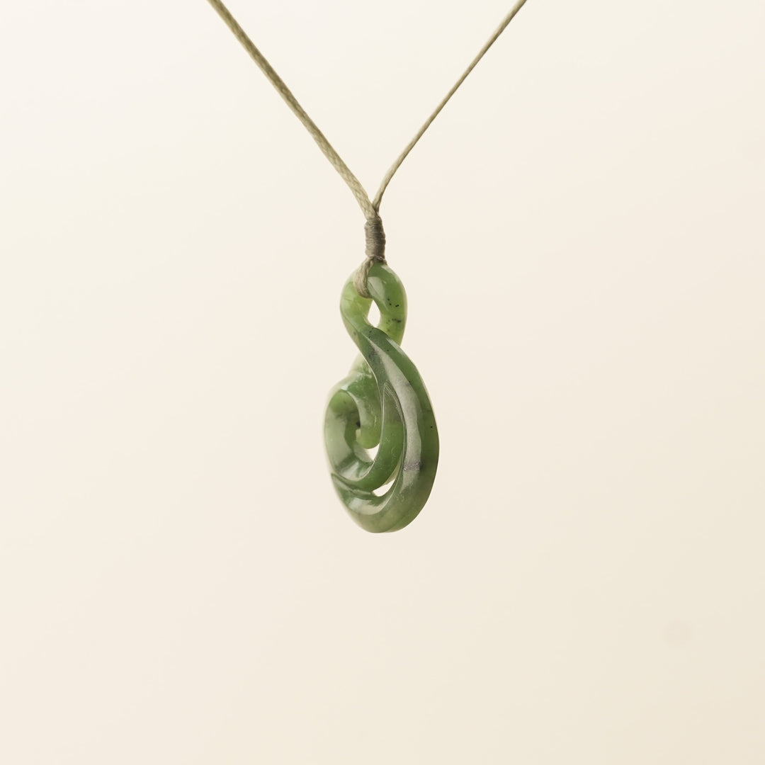 Pikorua Koru Pounamu Medium Pendant