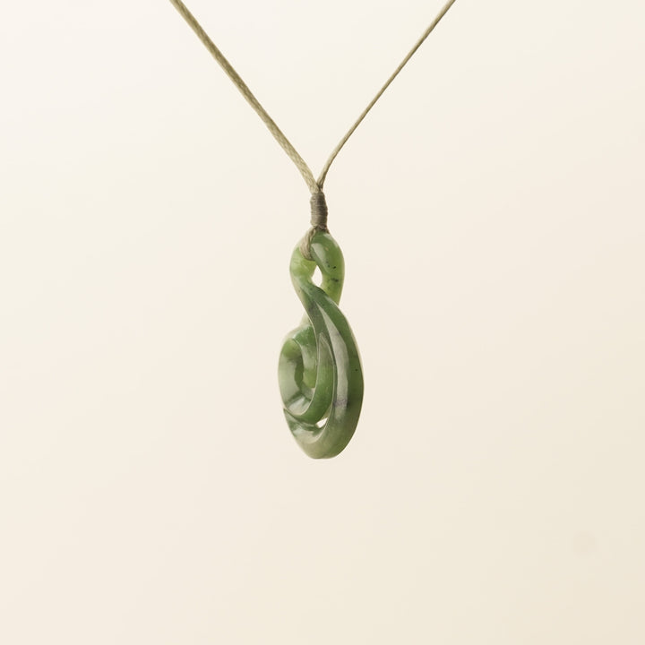 Pikorua Koru Pounamu Medium Pendant