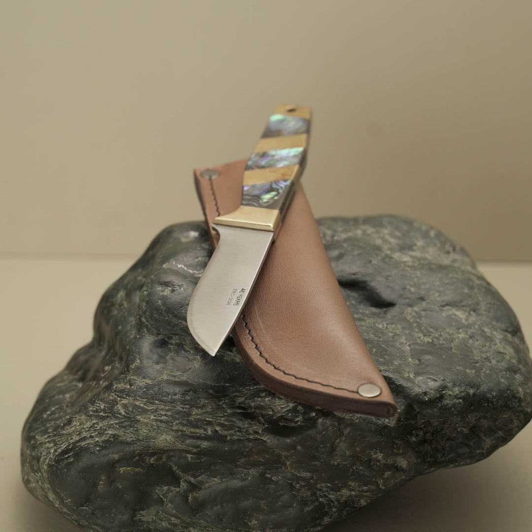 NZ Pāua & Brass Hunting Knife: Svord Carbon Steel — 45th Anniversary Limited Edition