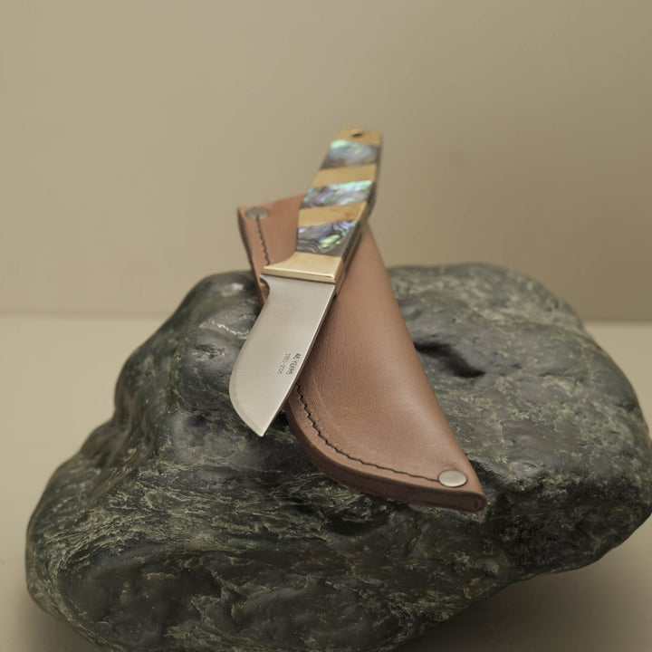 NZ Pāua & Brass Hunting Knife: Svord Carbon Steel — 45th Anniversary Limited Edition