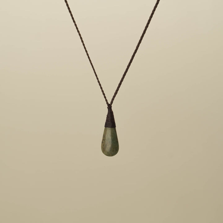 Raukaraka XS Roimata Pounamu Pendant, Brown Binding