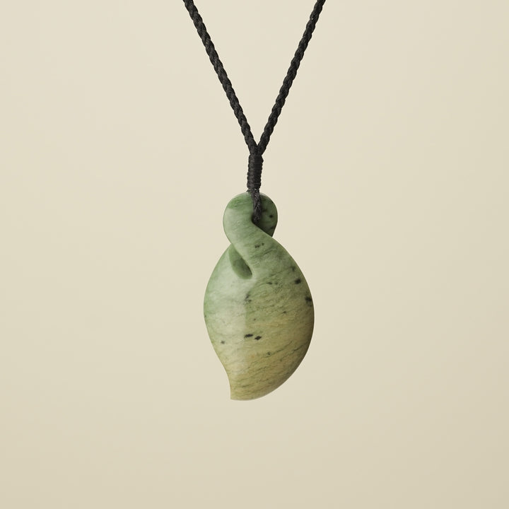 Pikorua Raukaraka Pounamu Large Pendant
